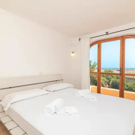 Villa Punta Sardegna Porto Rafael