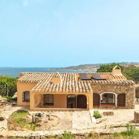 Villa Punta Sardegna Porto Rafael